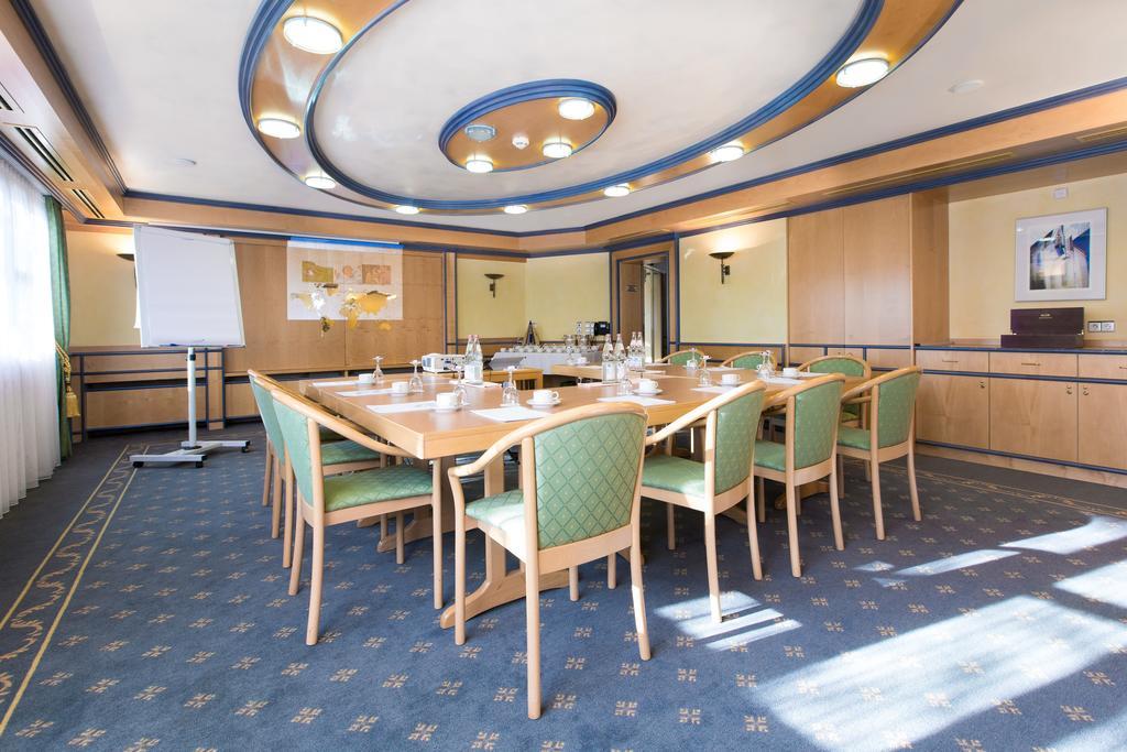 Akzent Hotel Restaurant Altdorfer Hof Weingarten  Bagian luar foto